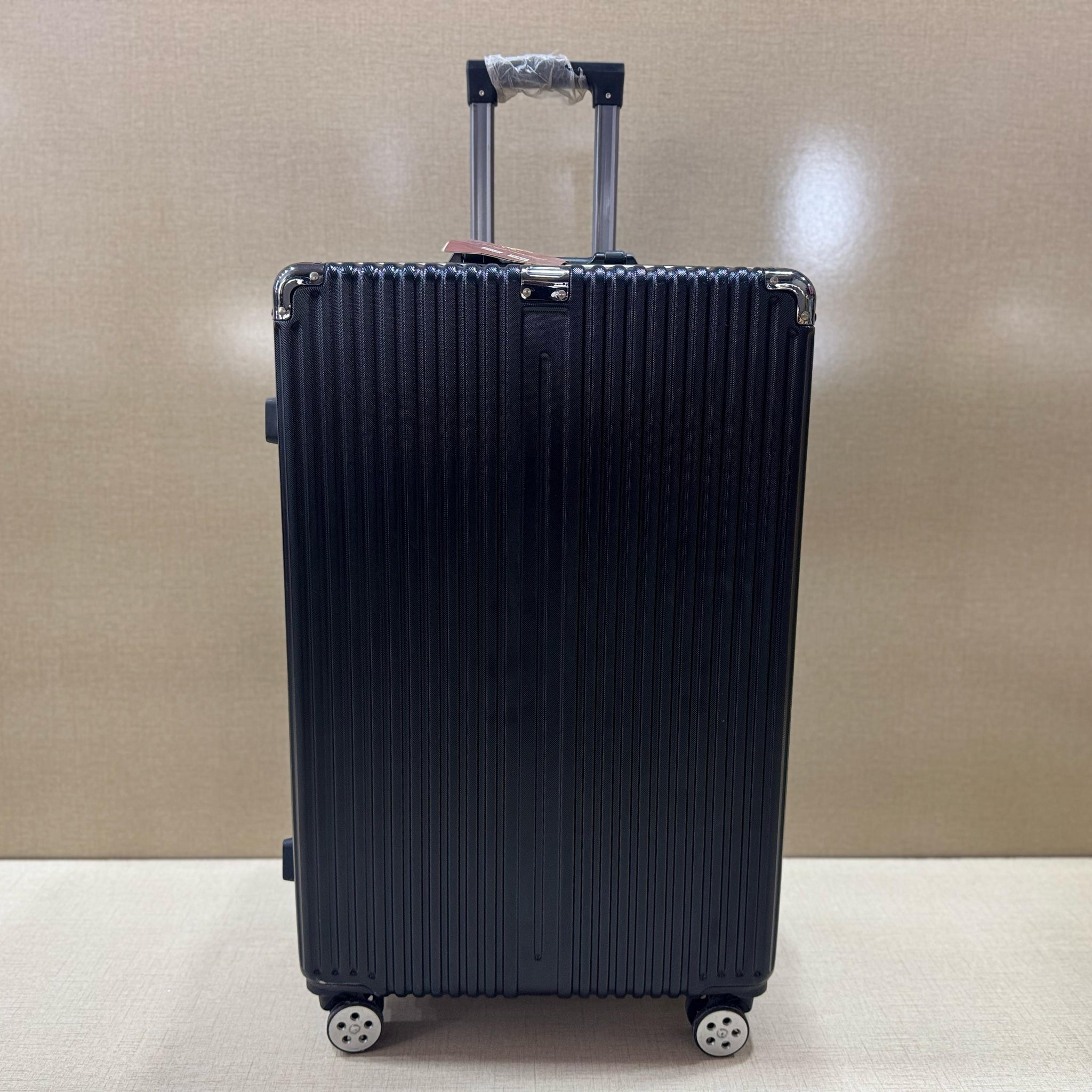 Golden Horse large size 28 inches luggage