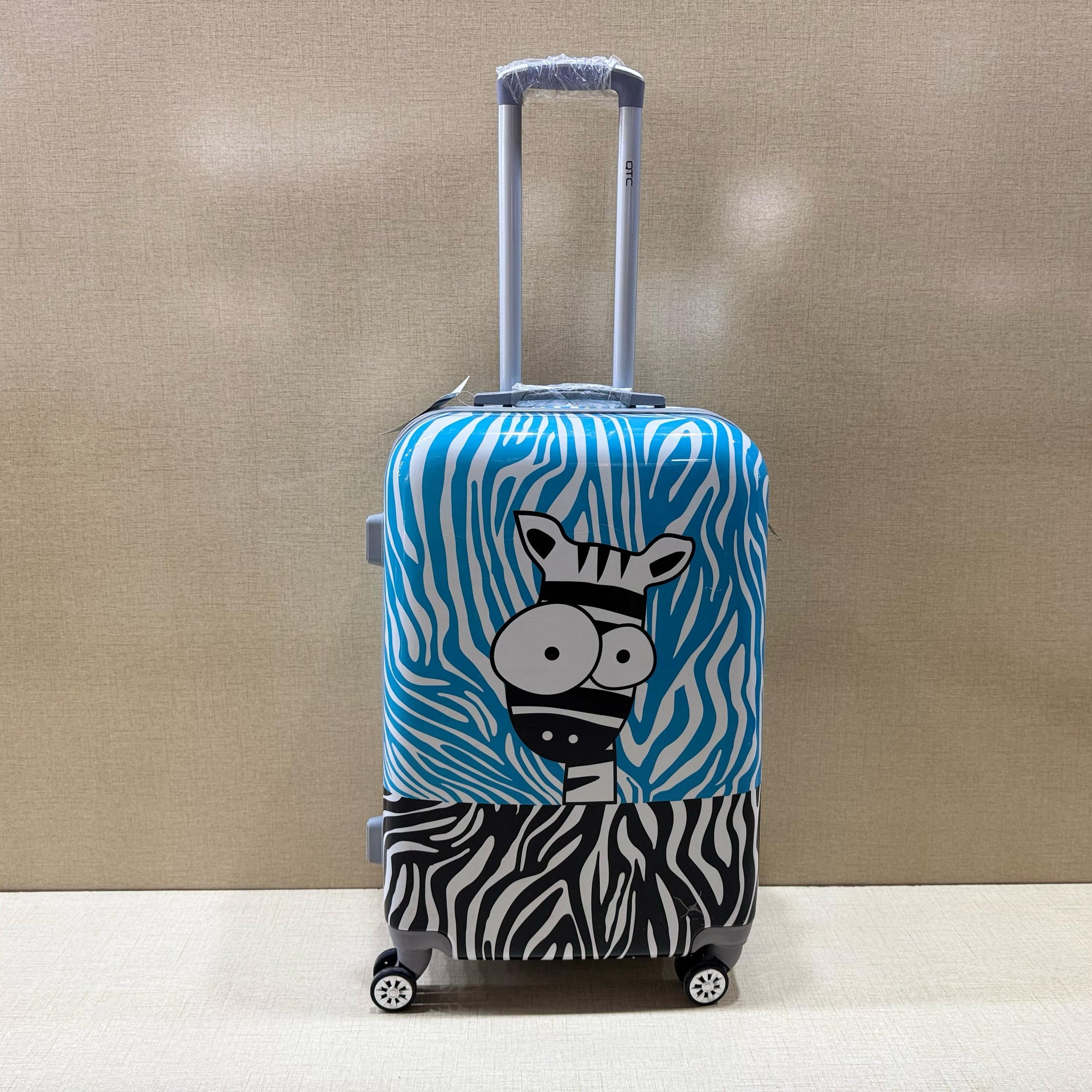 QTC medium size character luggage 24 inches